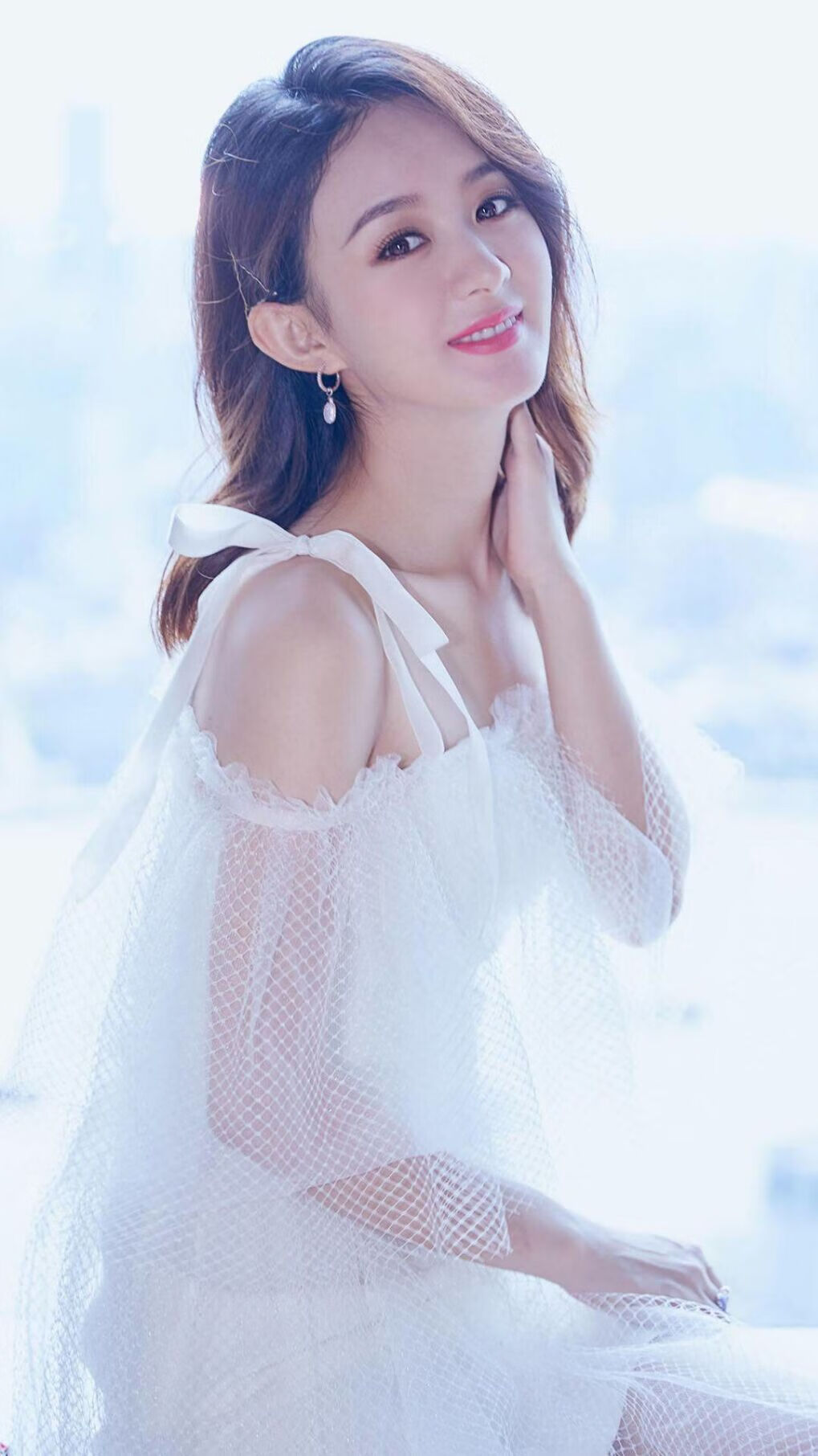 暗夜里的德比，当伯纳乌的喧嚣遇见NBA的末节惊雷