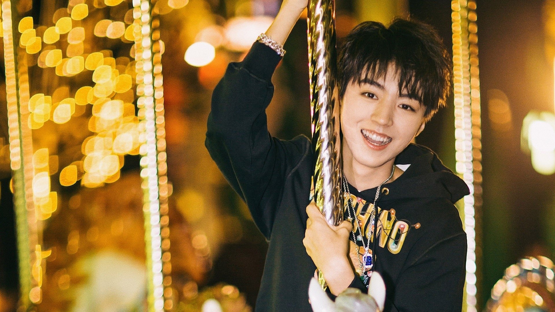 逆流而上，从加的夫雨夜到曼彻斯特的星光—论足球如何书写不可能