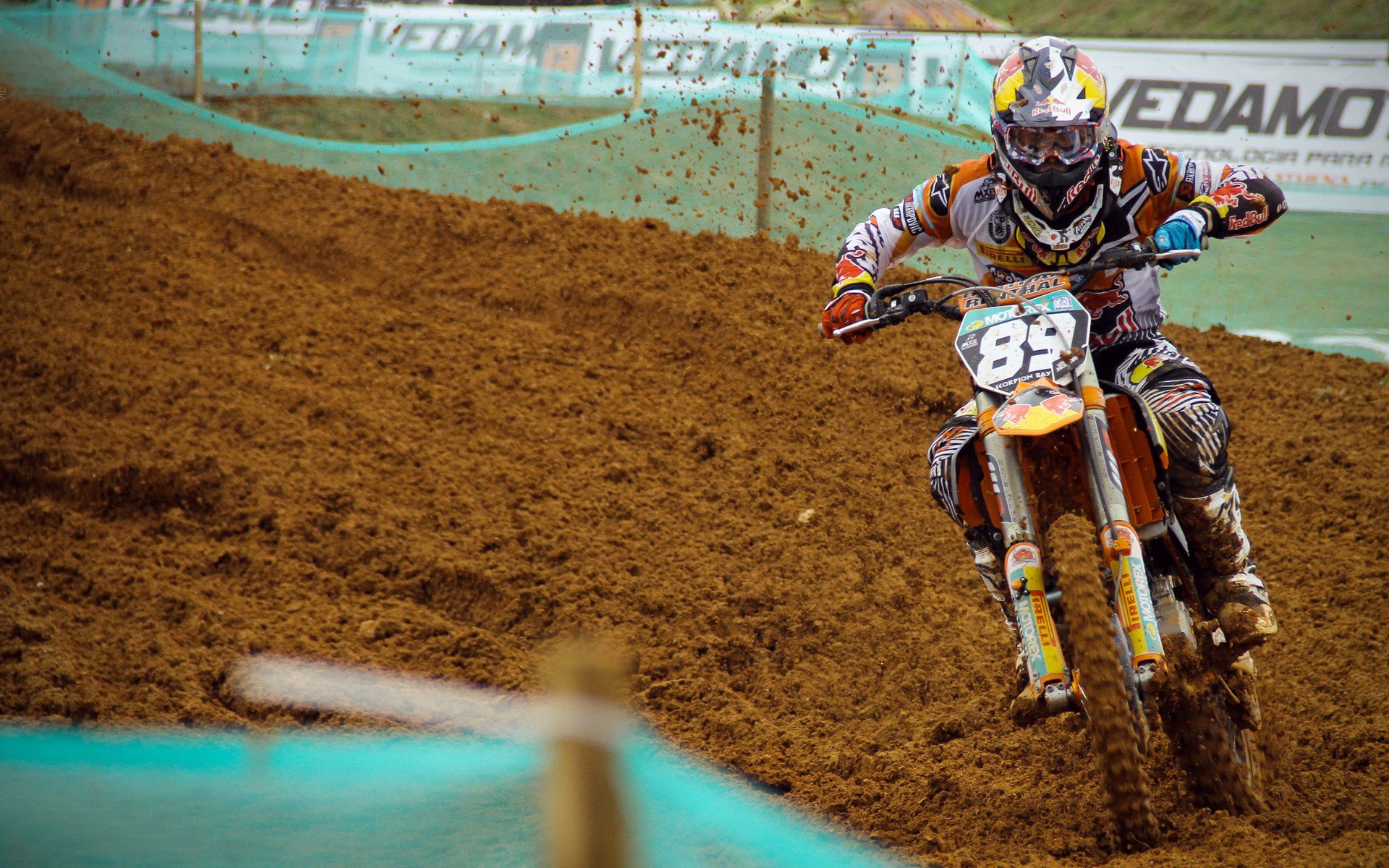 开云体育官网-关键节点上的生死时速，从卢卡库的连续得分键解码冰岛与韩国的足球命运密码