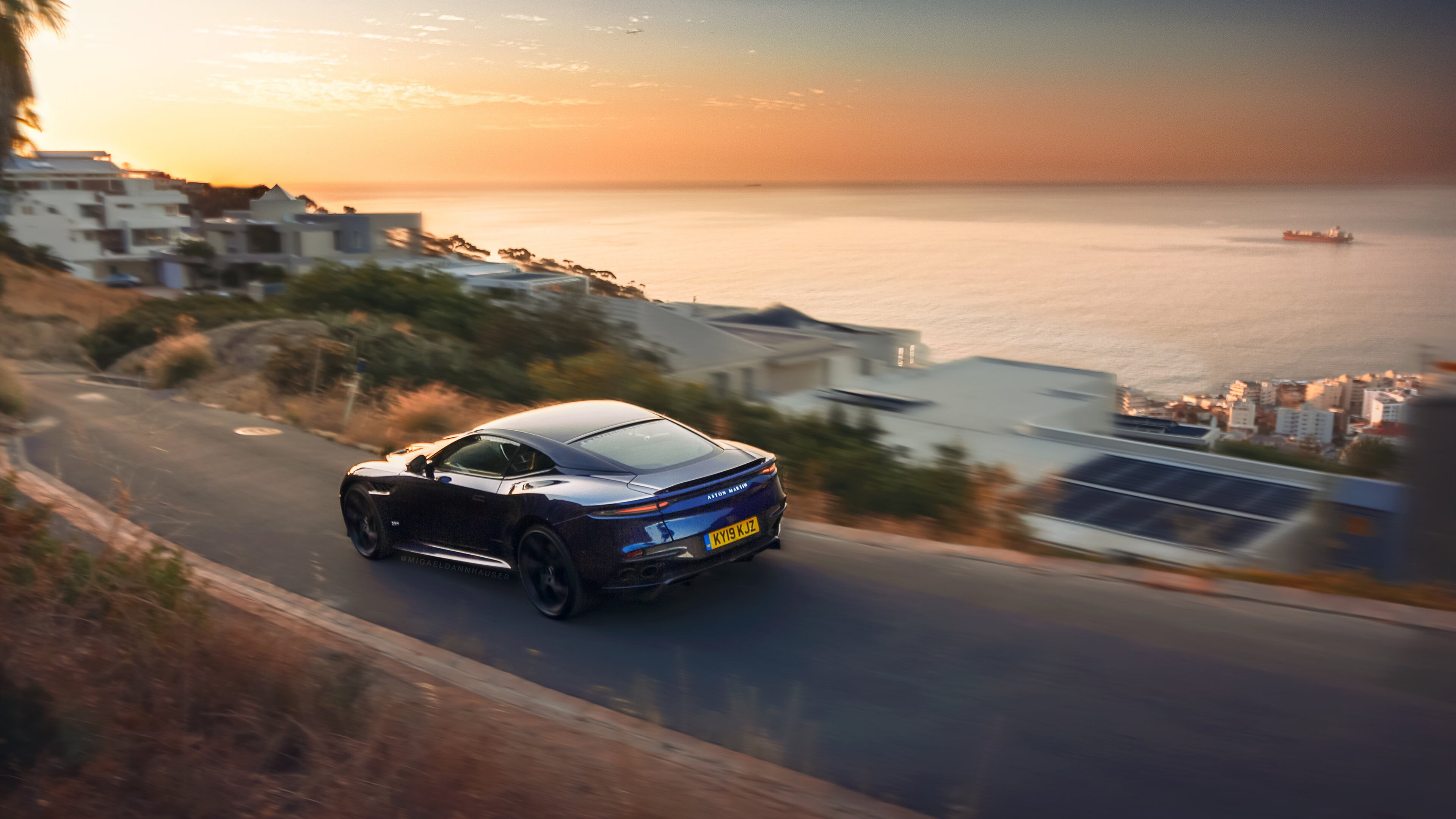 当利拉德遇见天山雪豹，一场虚构对决中的真实英雄主义