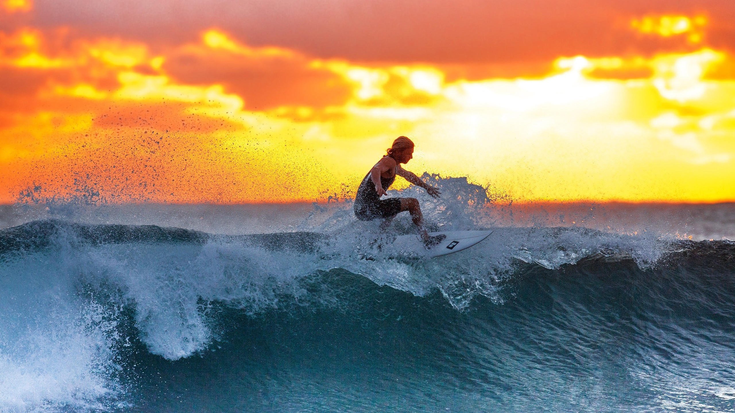 宇宙中轴线上的唯一坐标，当苏亚雷斯的灵魂，在B费的脚弓上重生
